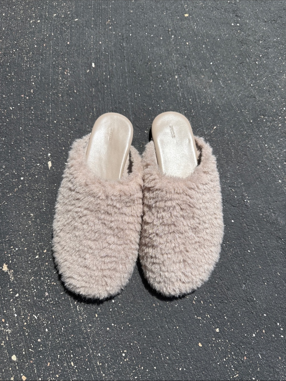 Zara Women's Plush Faux Fur Slide Slippers - Taupe